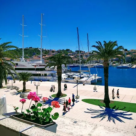 アパート Stella Old Town Trogir, With Balcony
