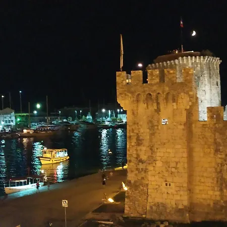 アパート Stella Old Town Trogir, With Balcony