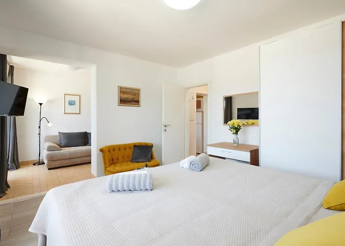 Stella Old Town Trogir, With Balcony *