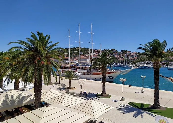 Stella Old Town Trogir, With Balcony * 트로기르