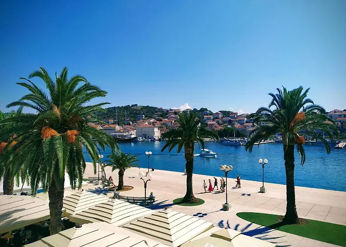 Stella Old Town Trogir, With Balcony * 트로기르