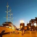 Stella Old Town Trogir, With Balcony Appartamento *