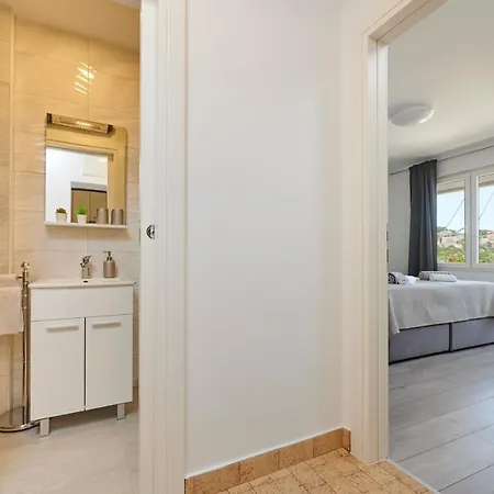 Appartement Stella Old Town Trogir, With Balcony *
