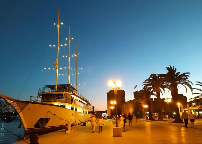 Stella Old Town Trogir, With Balcony Appartement *