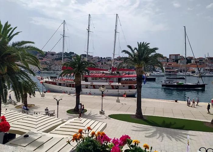 Stella Old Town Trogir, With Balcony