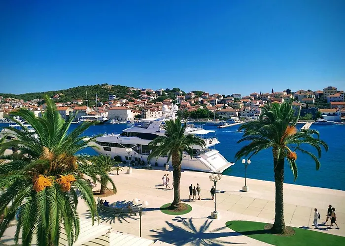 Stella Old Town Trogir, With Balcony