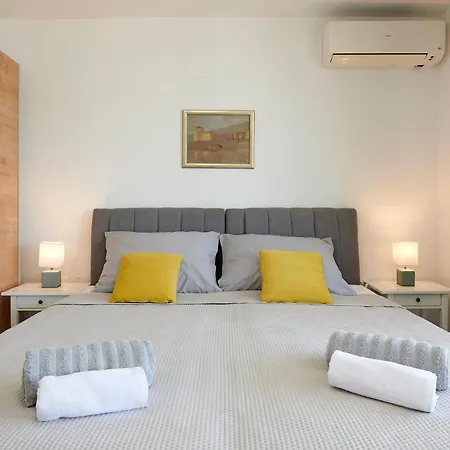 Apartament Stella Old Town Trogir, With Balcony